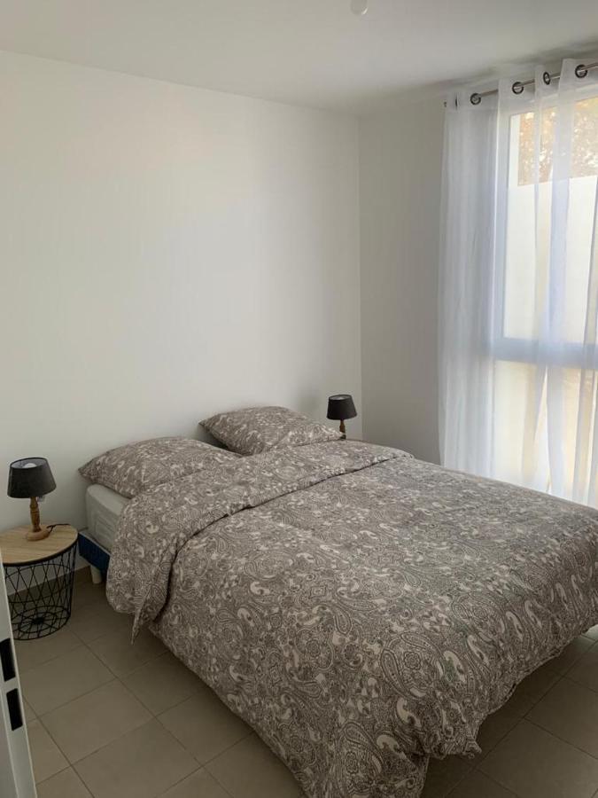 Appartement De Charme 塞纳河畔伊夫里 外观 照片